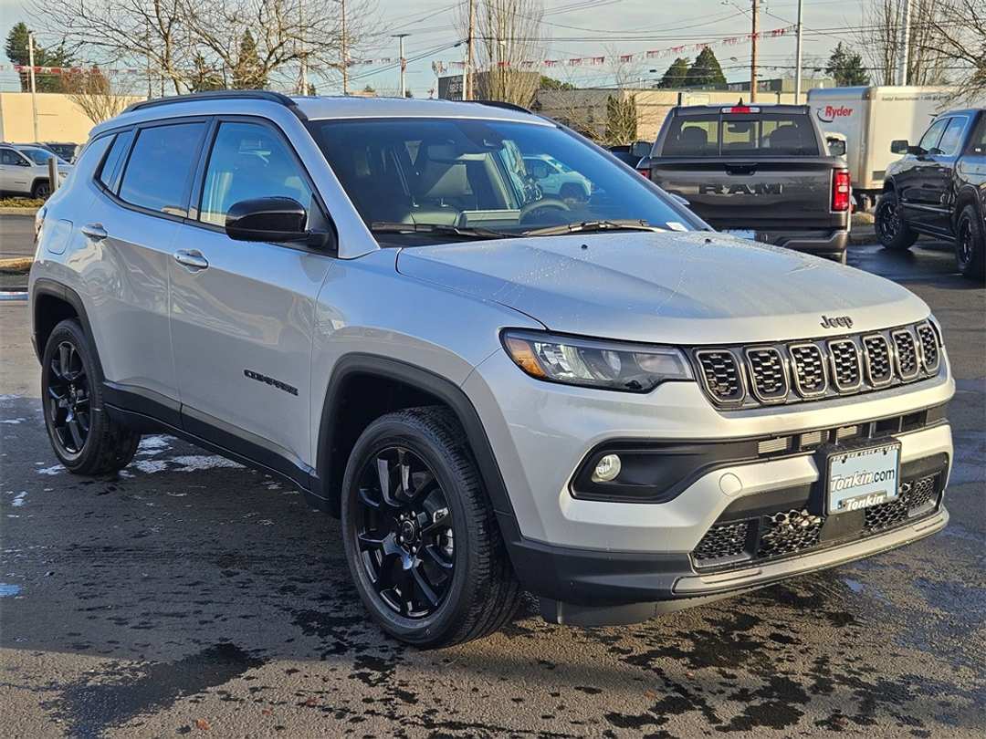 2026 Jeep Compass Latitude - Image 8