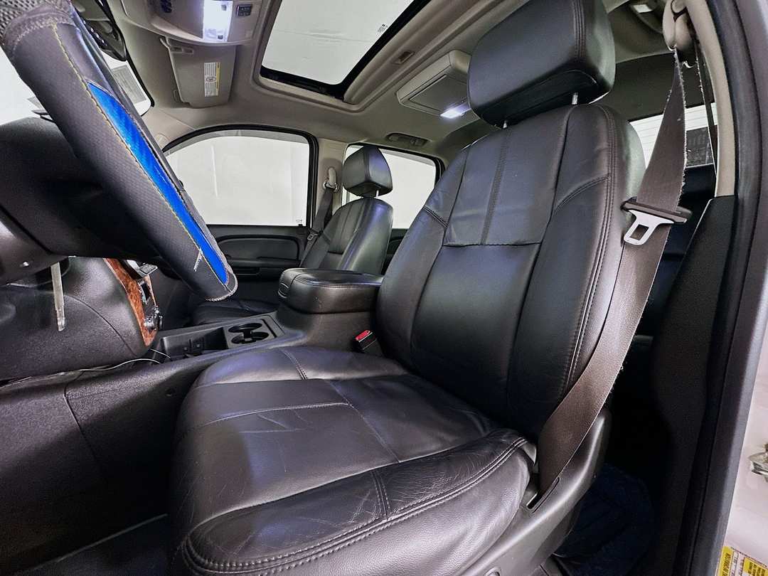 2007 Chevrolet Silverado 2500Hd LTZ - Image 22