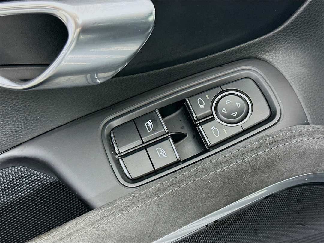 2018 Porsche 718 Cayman GTS - Image 18