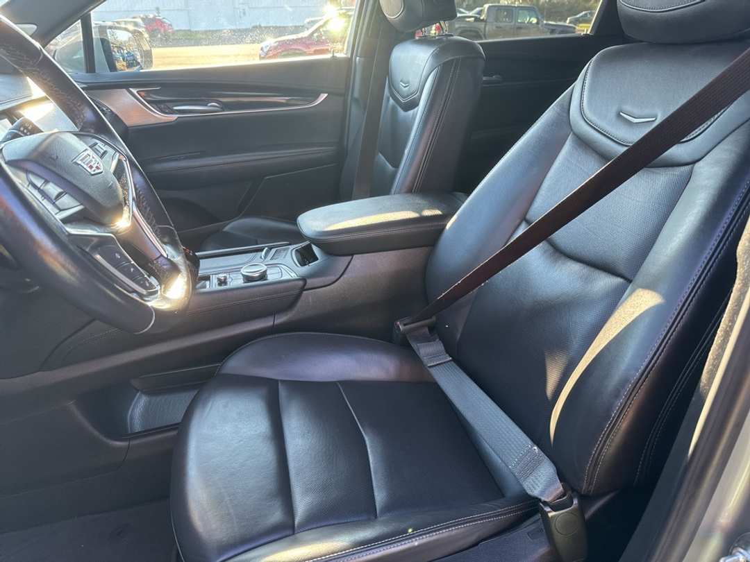 2023 Cadillac Xt5 Premium Luxury - Image 14