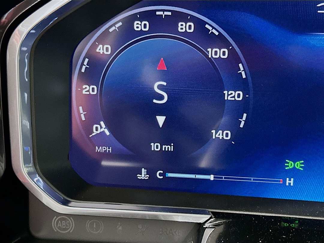 2026 Chevrolet Silverado 1500 LTZ - Image 13