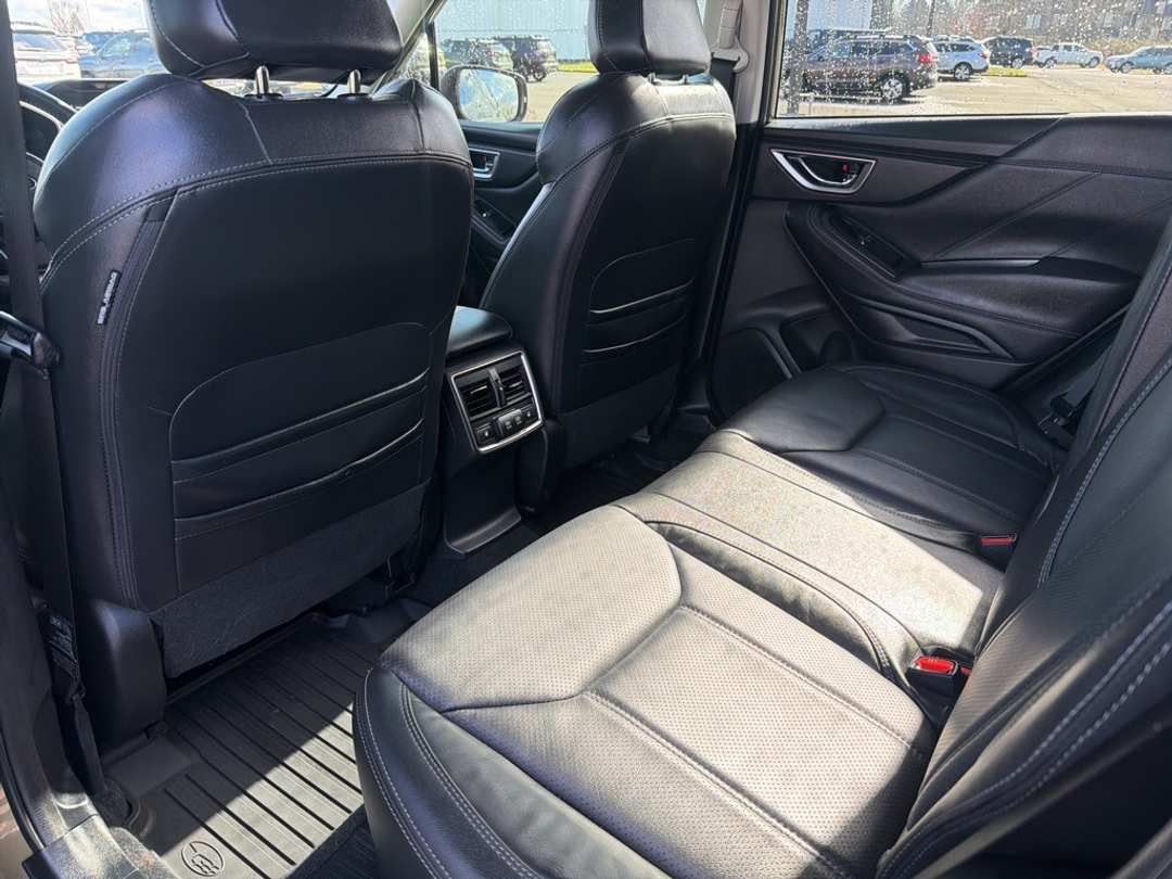 2024 Subaru Forester Touring - Image 20