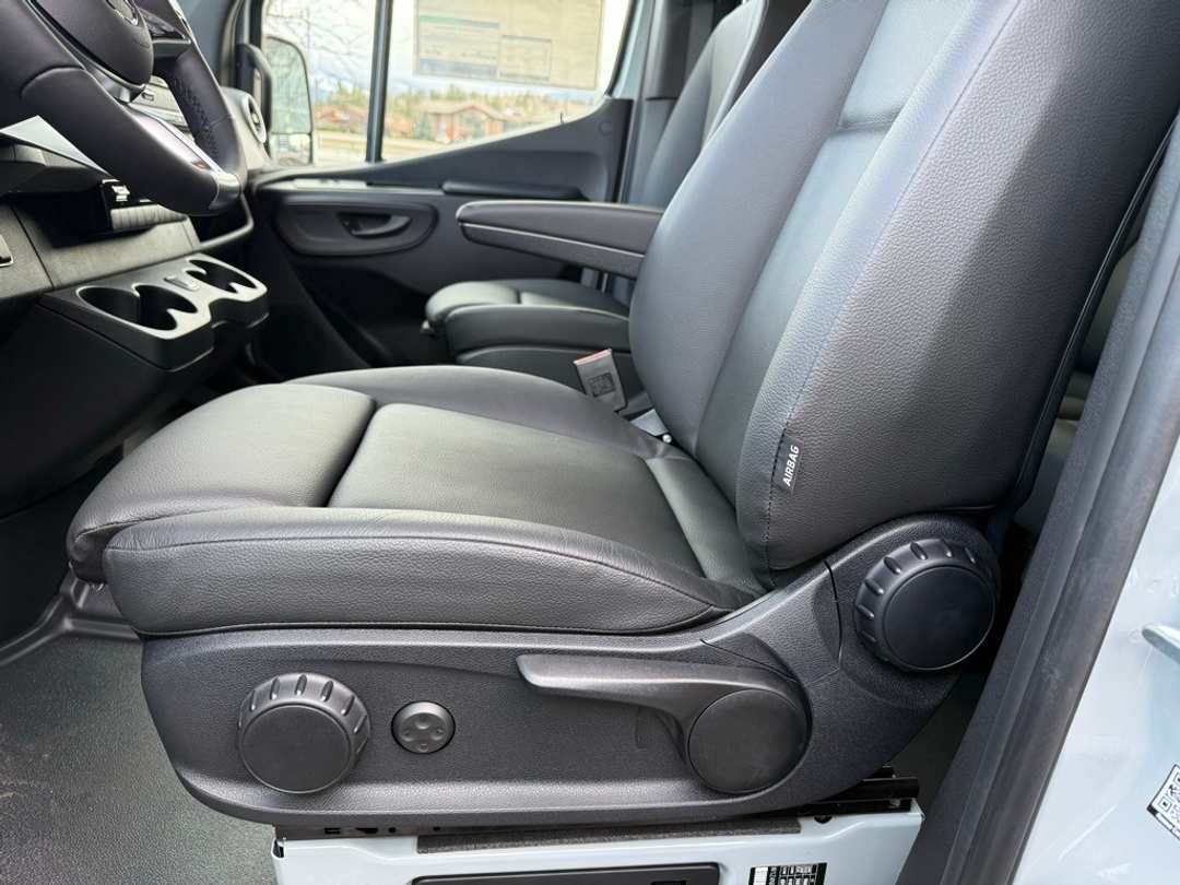 2025 Mercedes-Benz Sprinter 2500 Passenger 144 WB - Image 24