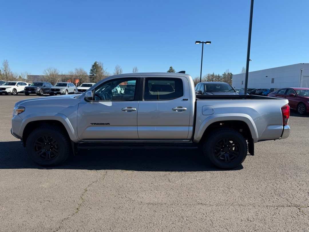 2021 Toyota Tacoma SR5 - Image 5