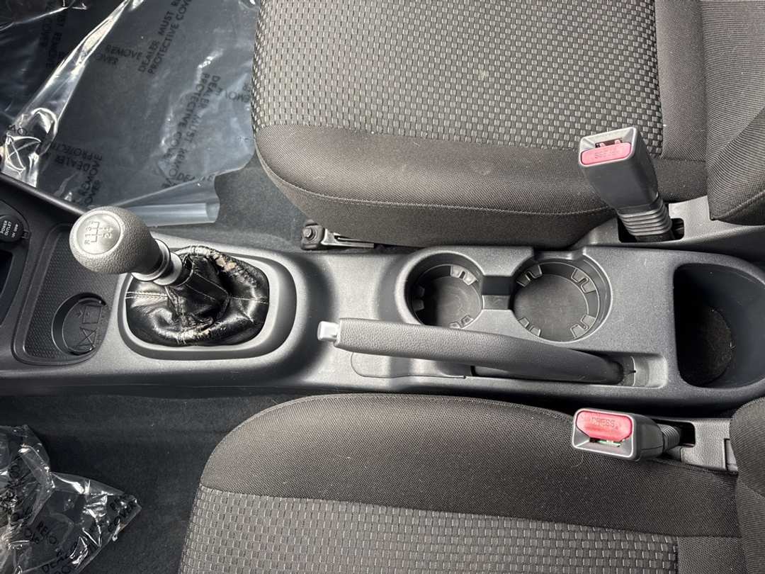 2008 Hyundai Accent GS - Image 22