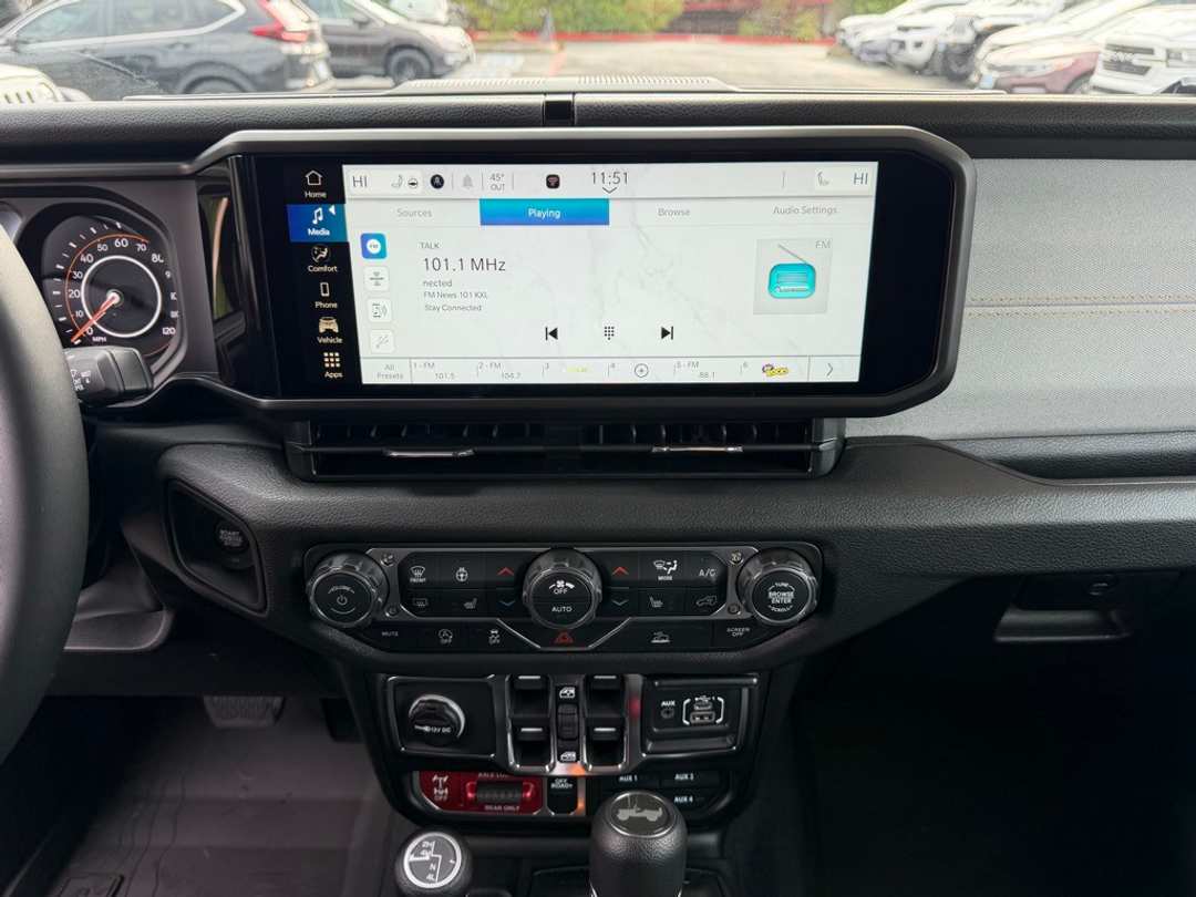 2026 Jeep Wrangler Willys - Image 22