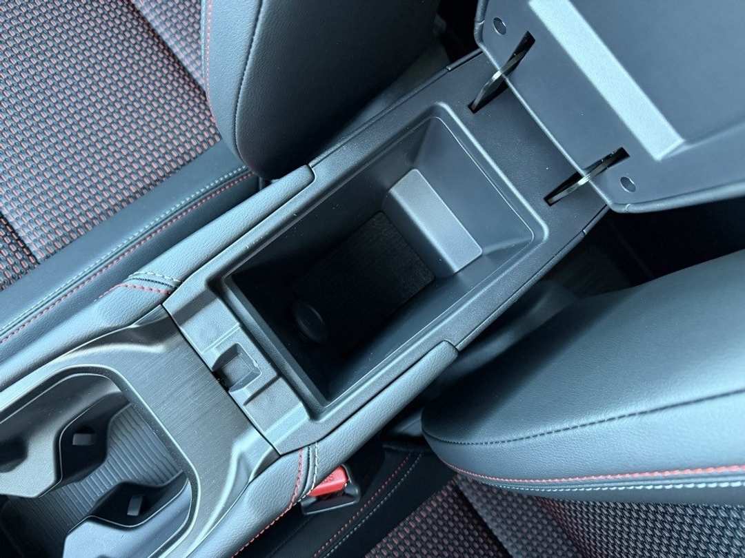 2026 Nissan Kicks SR - Image 27