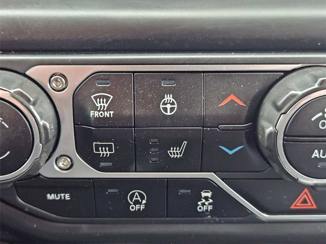 2022 Jeep Wrangler Unlimited Rubicon - Image 24