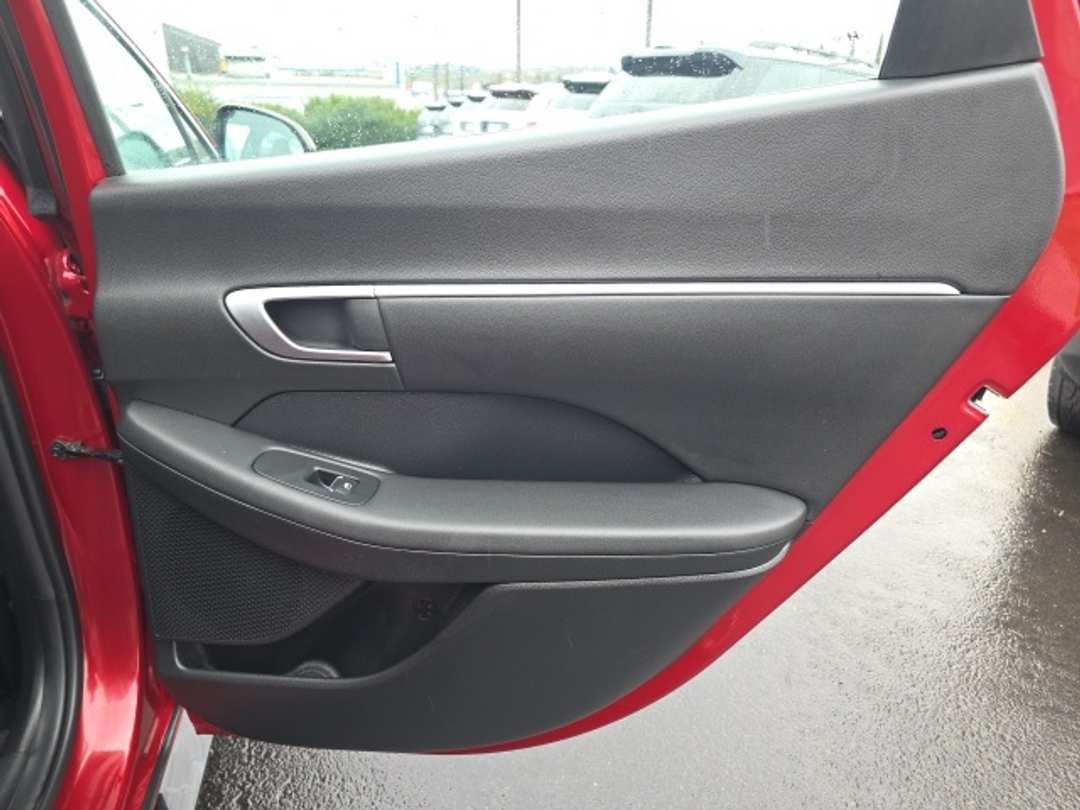 2025 Hyundai Sonata SEL - Image 19