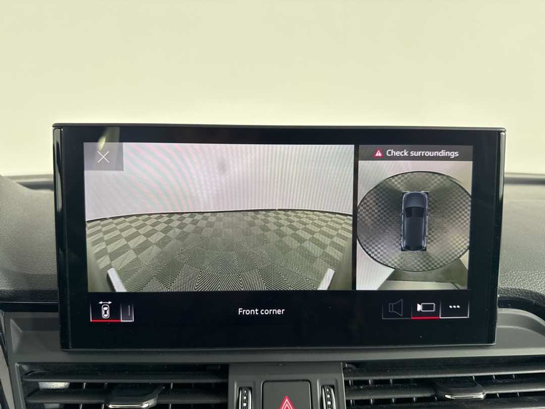 2022 Audi Q5 45 S line Premium - Image 26