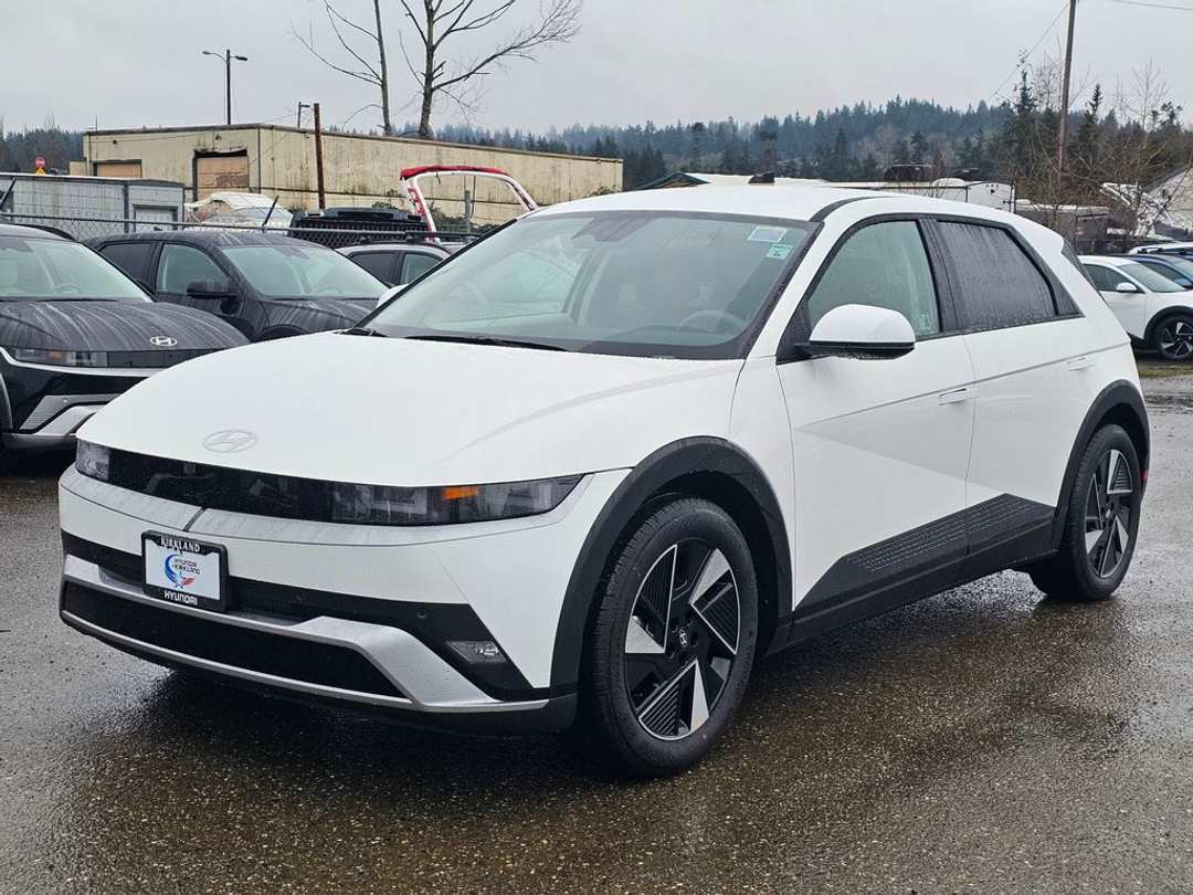 2026 Hyundai Ioniq 5 SEL - Image 3