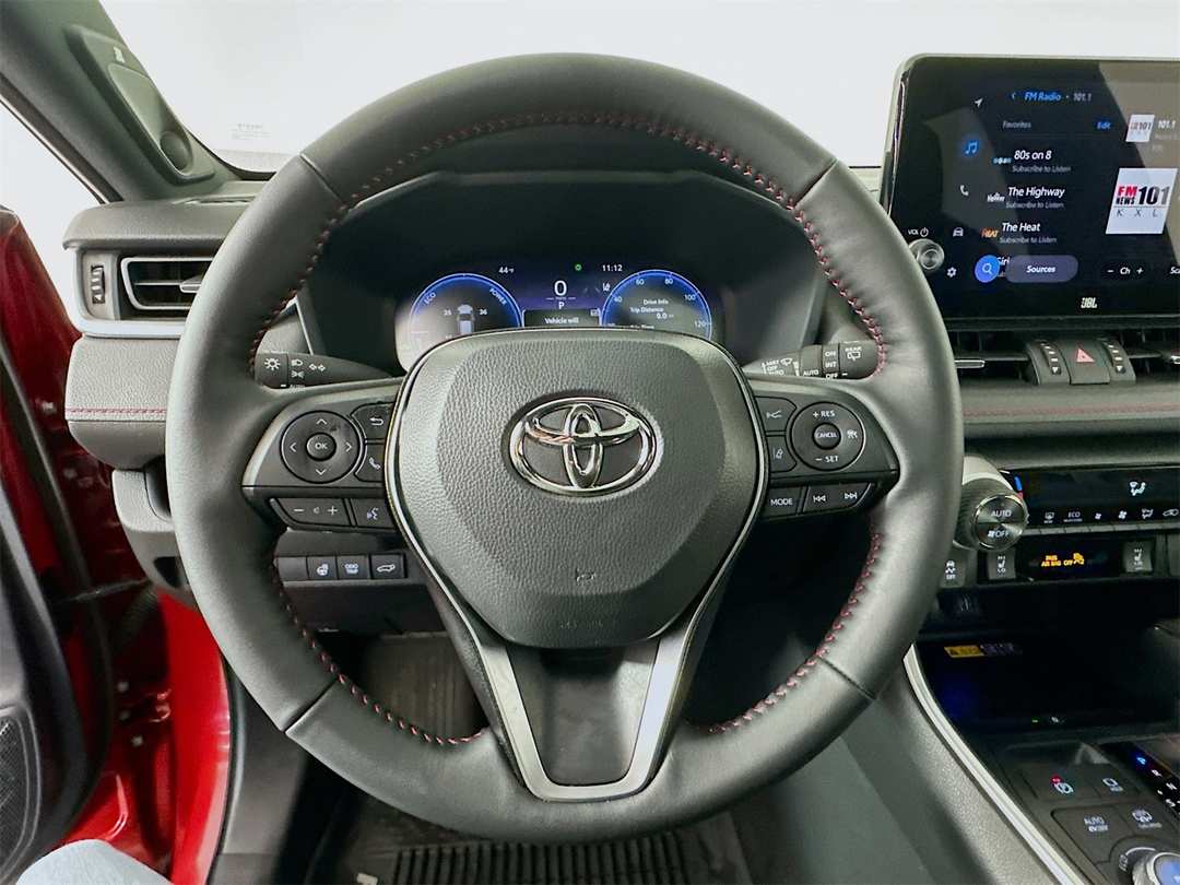 2025 Toyota Rav4 XSE - Image 11