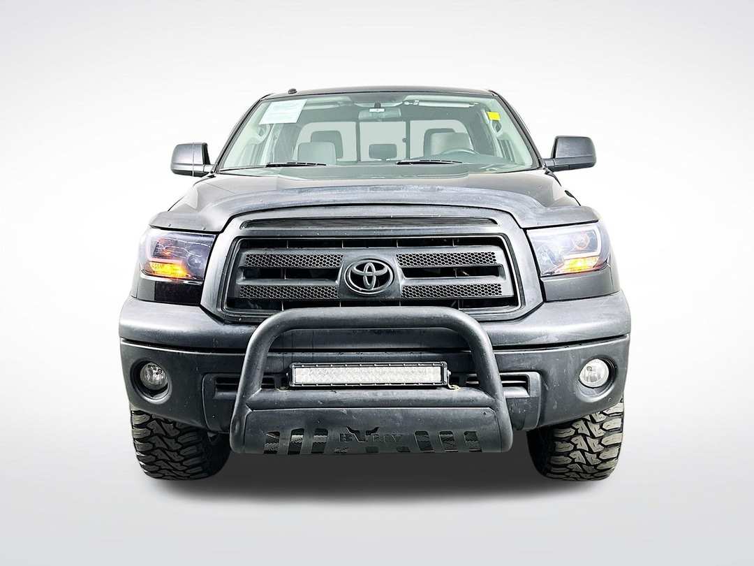 2013 Toyota Tundra Grade - Image 2