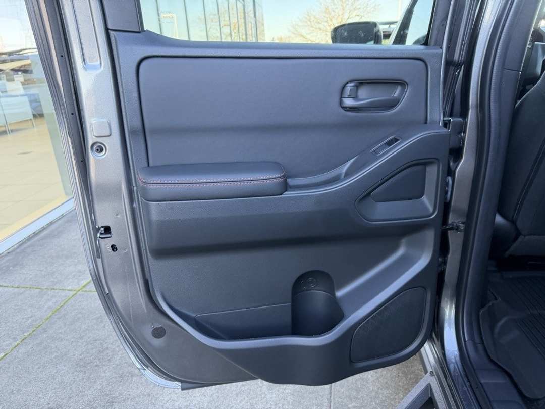 2026 Nissan Frontier PRO4X - Image 28