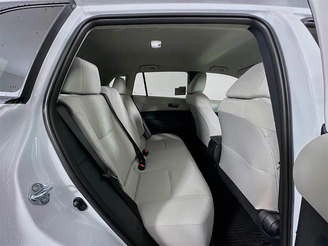 2026 Toyota Corolla Cross LE - Image 27