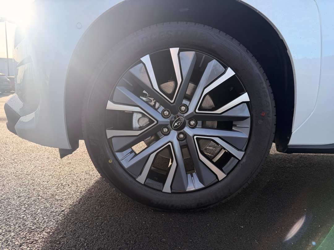 2026 Subaru Solterra Touring XT - Image 9