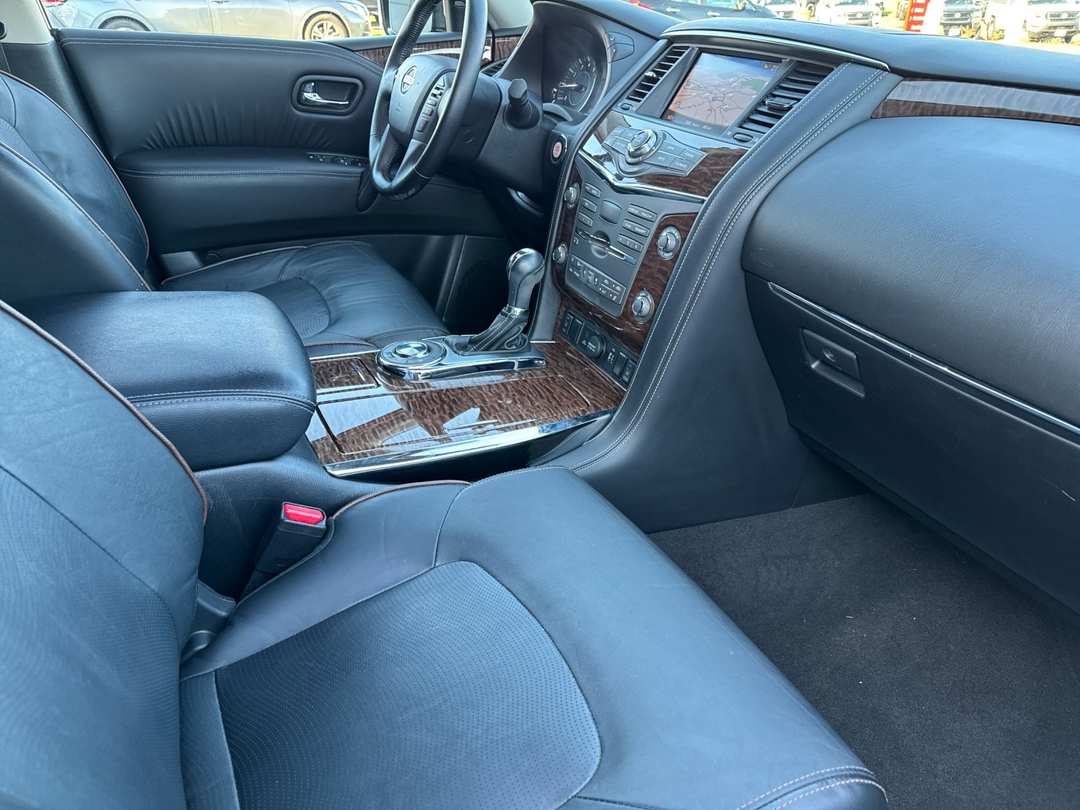 2019 Nissan Armada SL - Image 16