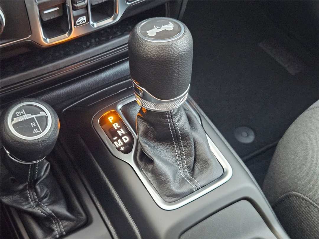 2026 Jeep Wrangler Sport - Image 18