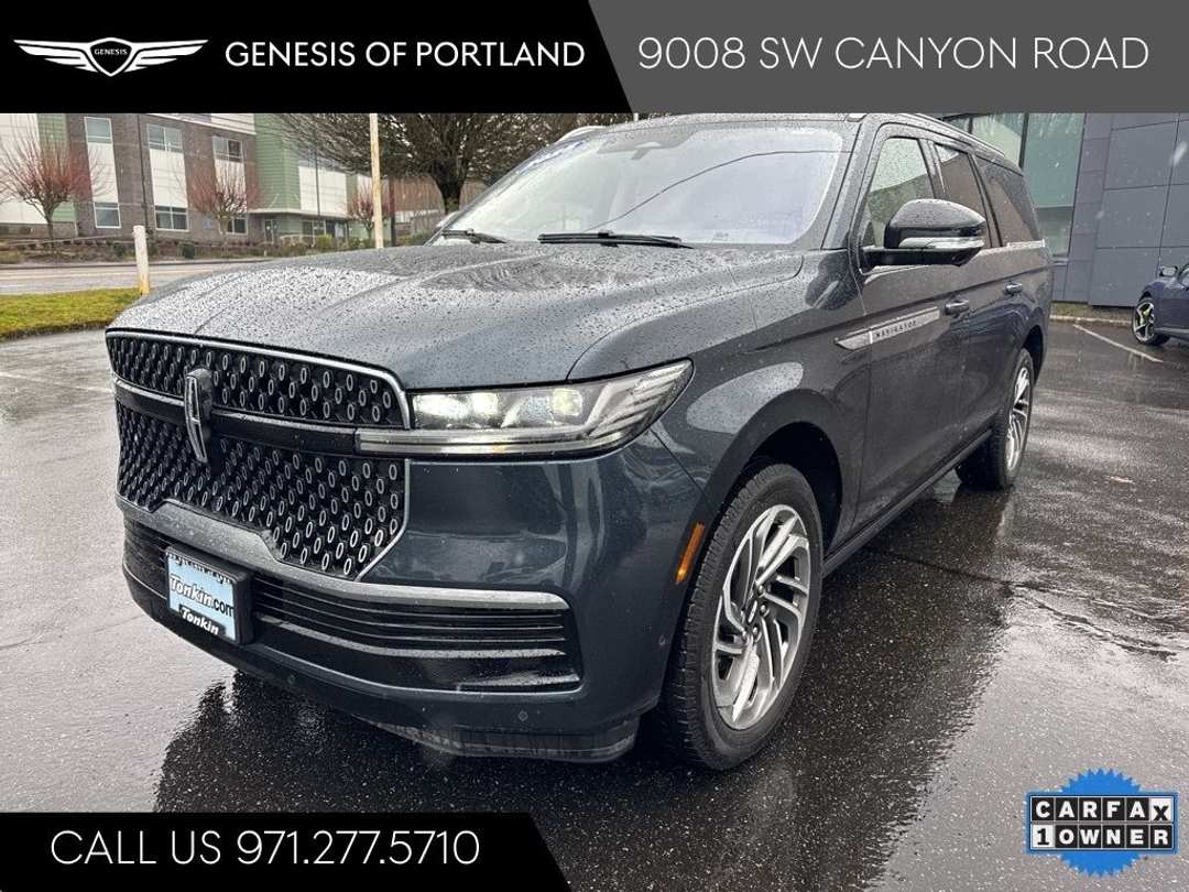 2025 Lincoln Navigator L Reserve - Image 3