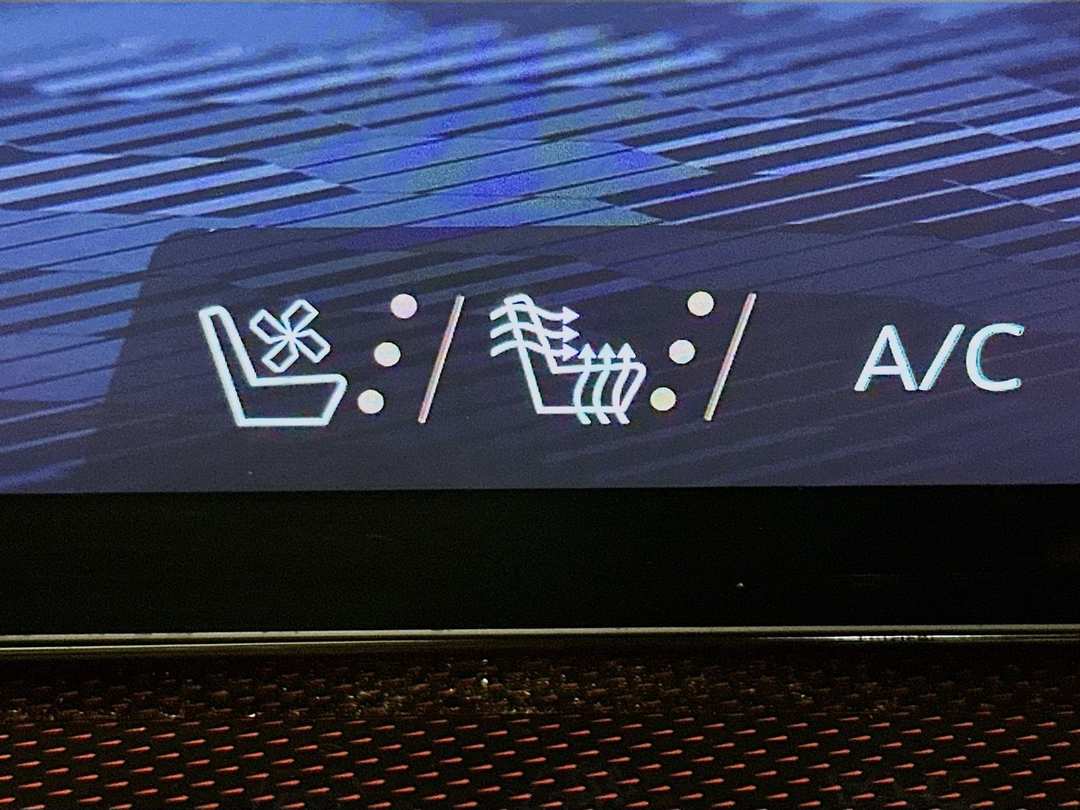 2025 Chevrolet Traverse RS - Image 22