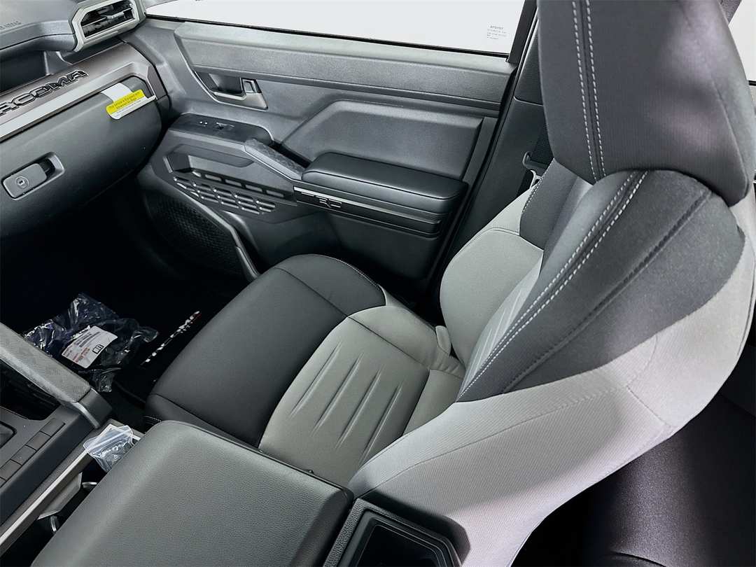 2026 Toyota Tacoma TRD Sport - Image 23