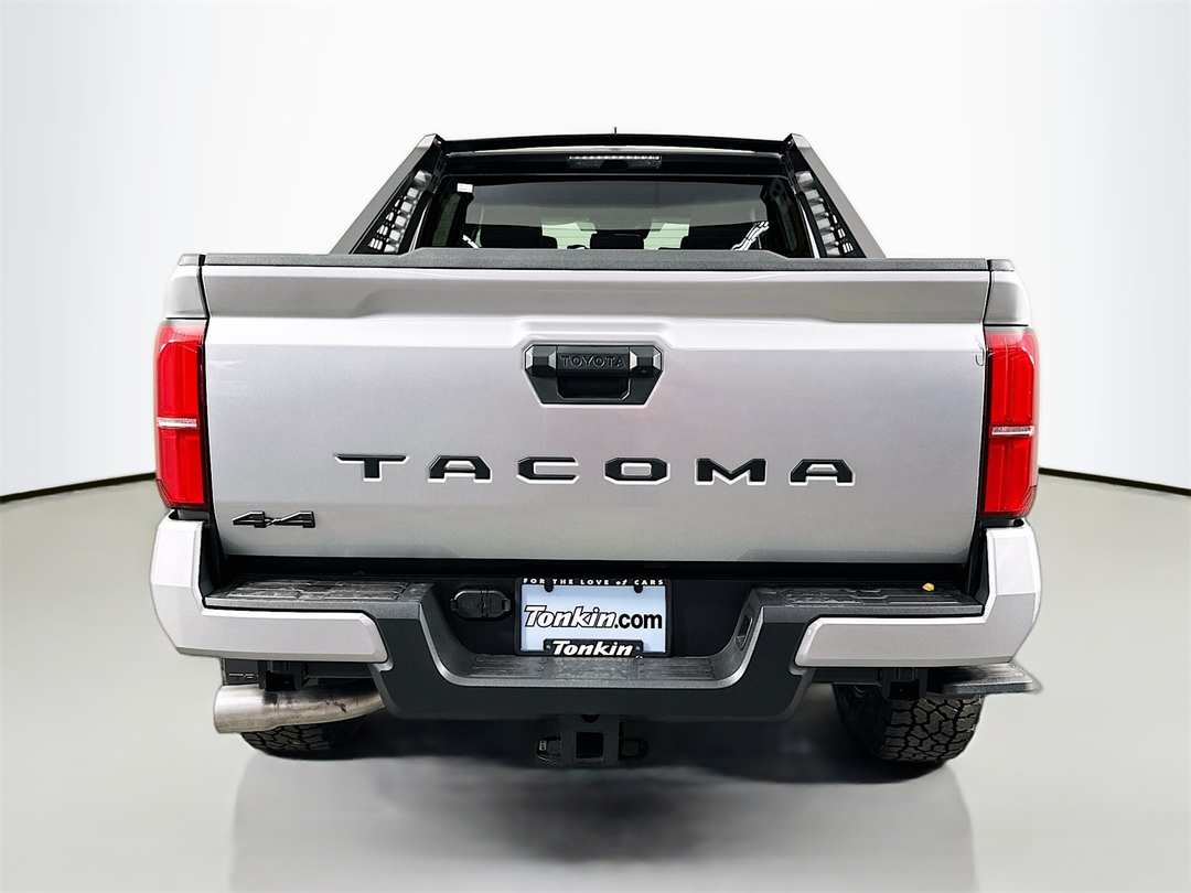 2025 Toyota Tacoma SR5 - Image 6