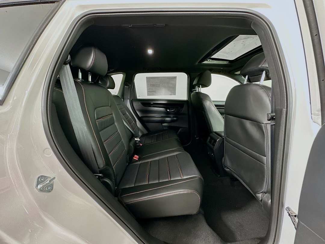 2026 Honda CR-V Sport Touring - Image 29