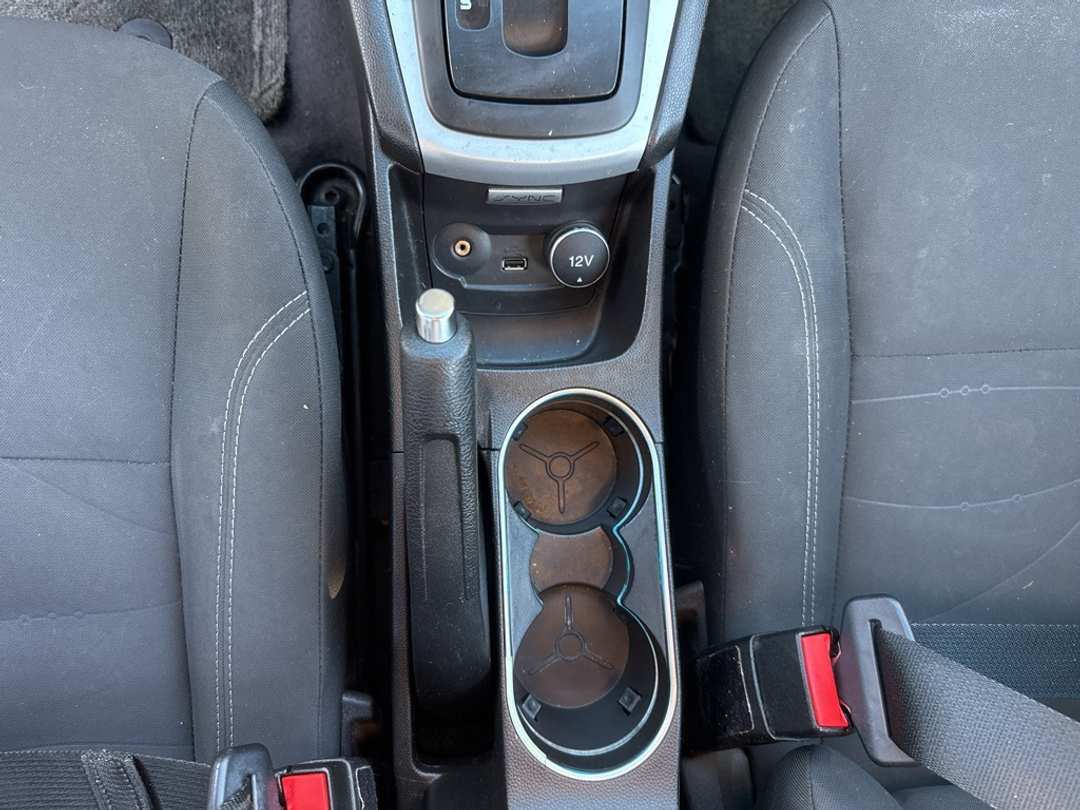 2018 Ford Fiesta SE - Image 32