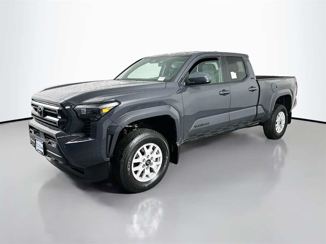 2026 Toyota Tacoma SR5 - Image 3