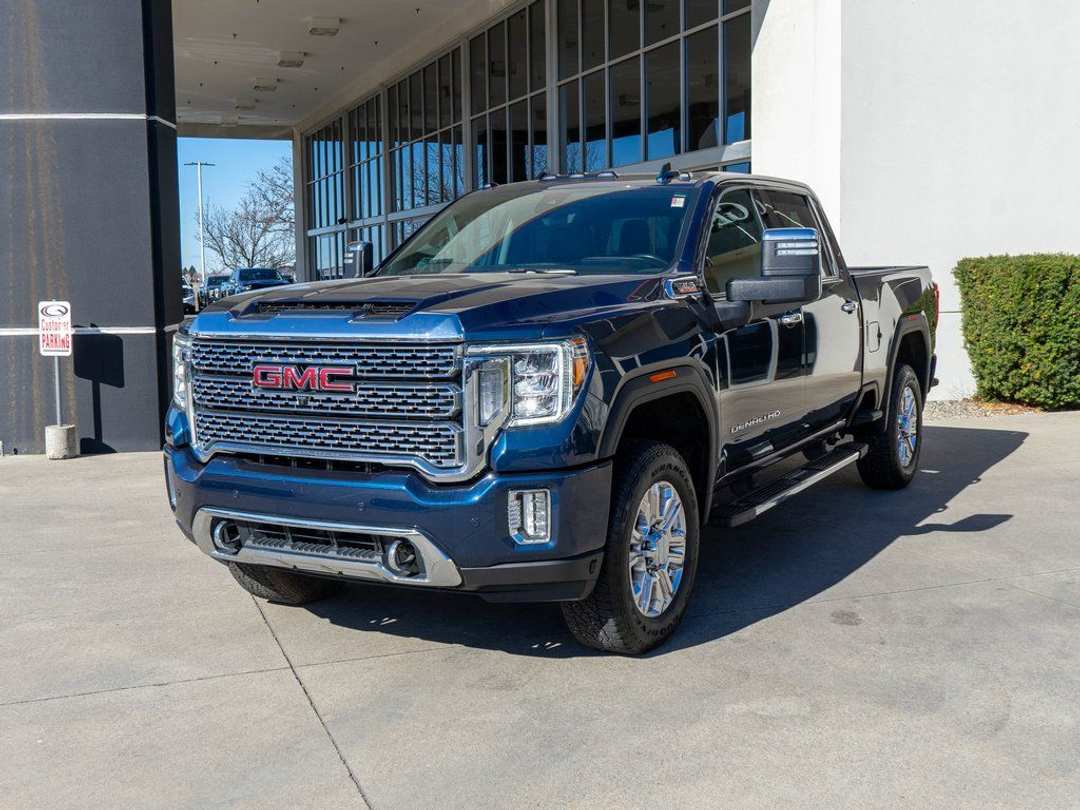 2022 GMC Sierra 2500Hd Denali - Image 3