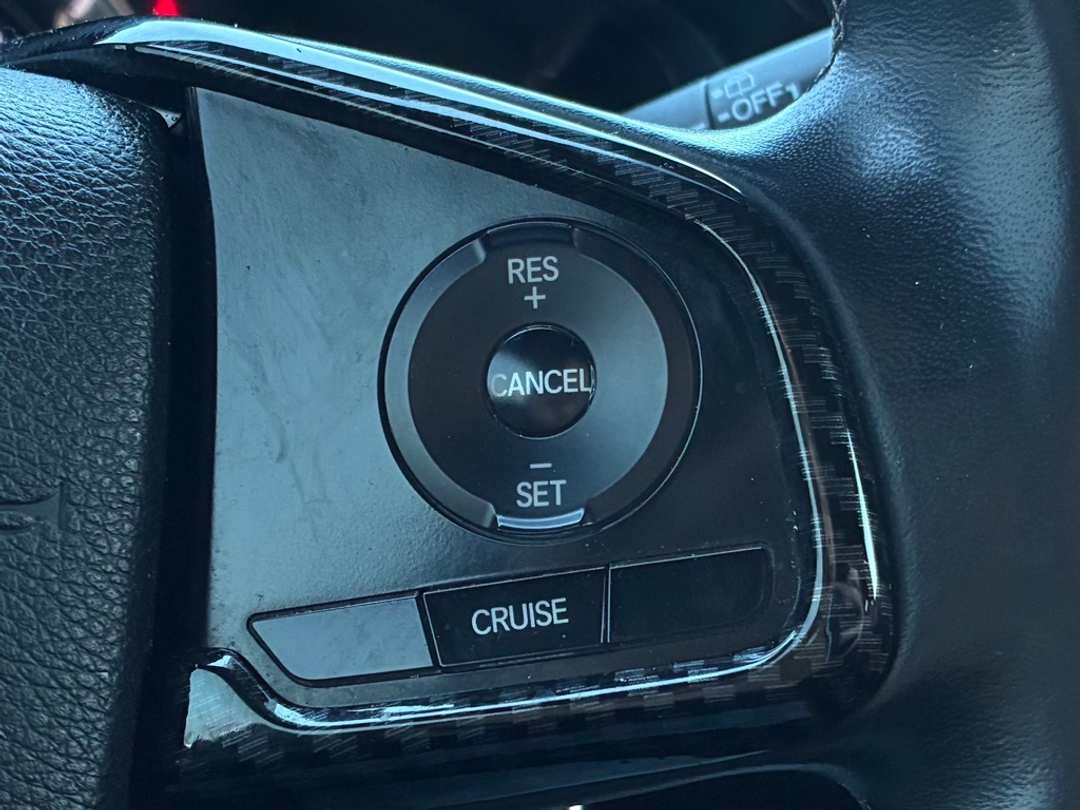 2017 Honda Civic Sport - Image 13