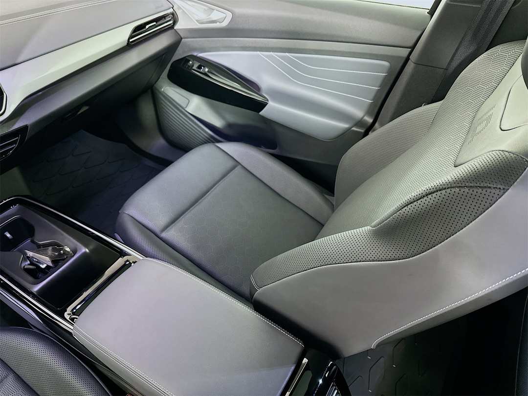 2024 Volkswagen Id.4 Pro S - Image 24