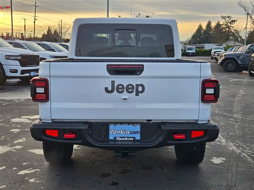 2026 Jeep Gladiator Rubicon - Image 5