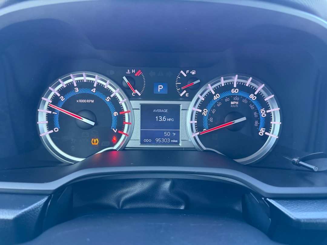 2017 Toyota 4Runner SR5 - Image 20