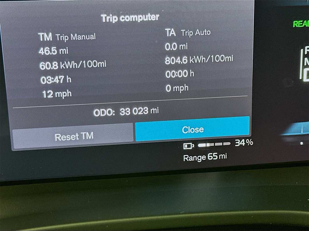 2023 Volvo C40 Recharge Pure Twin Plus - Image 12