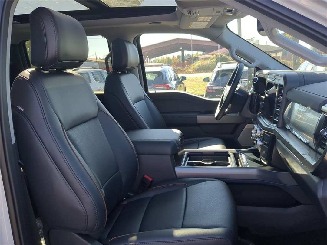 2026 Ford F-350Sd Lariat - Image 32