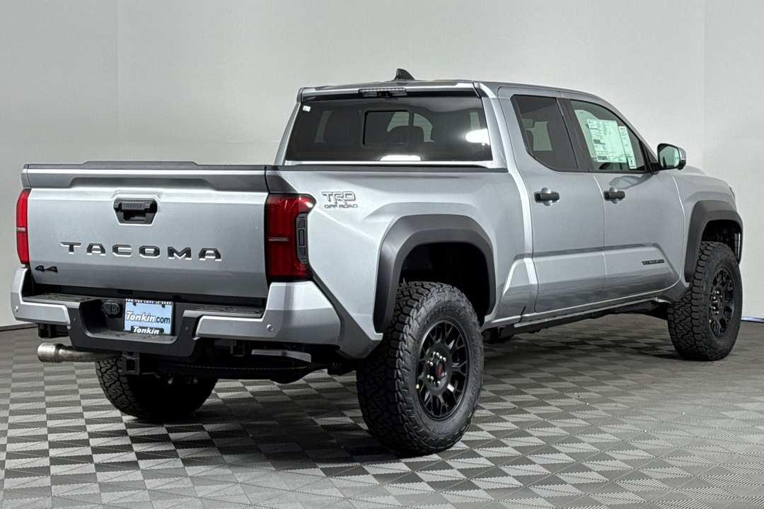Toyota Tacoma - Image 3