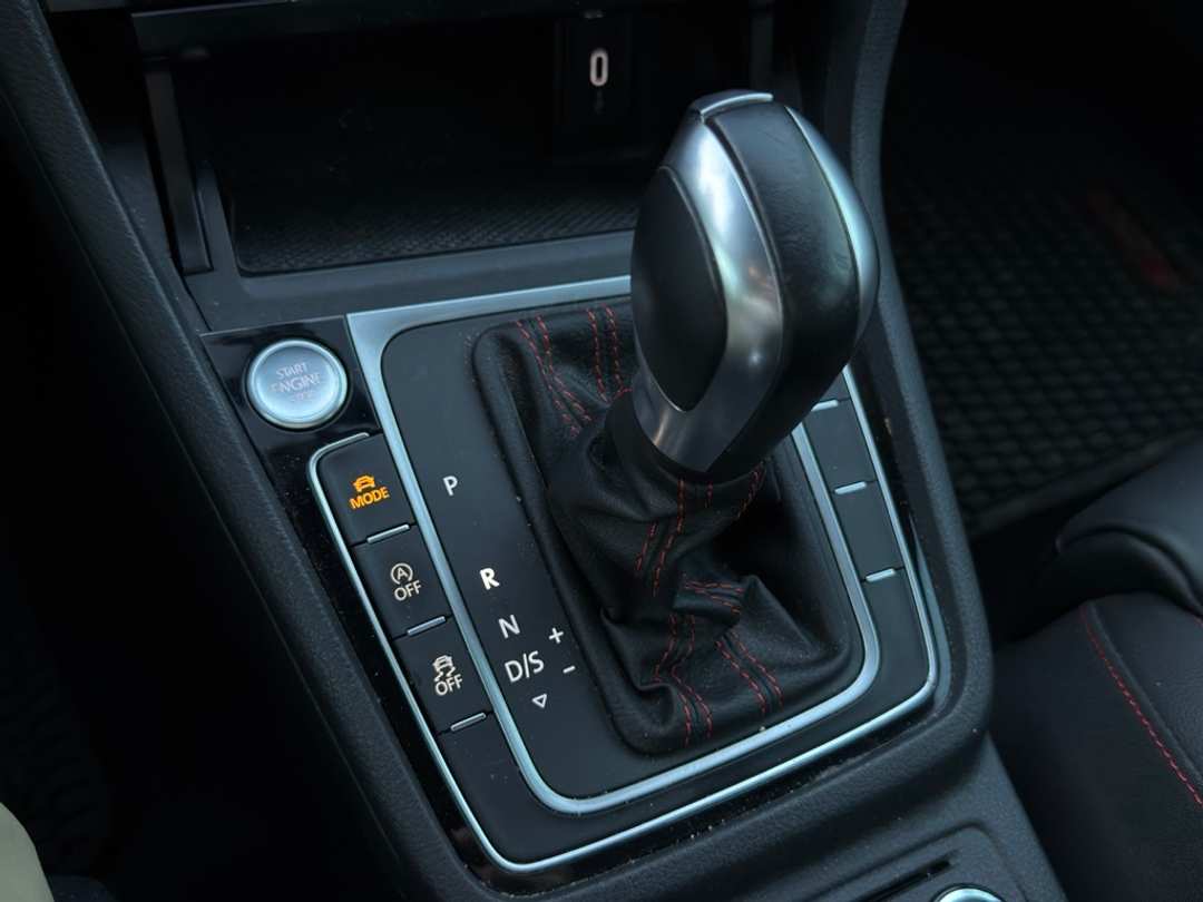 2021 Volkswagen Golf Gti 2.0T SE - Image 22