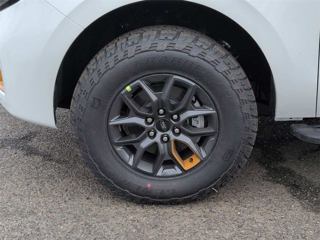 2026 Ford Expedition Tremor - Image 35