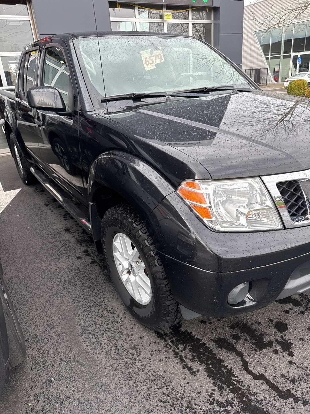 2019 Nissan Frontier SV - Image 2
