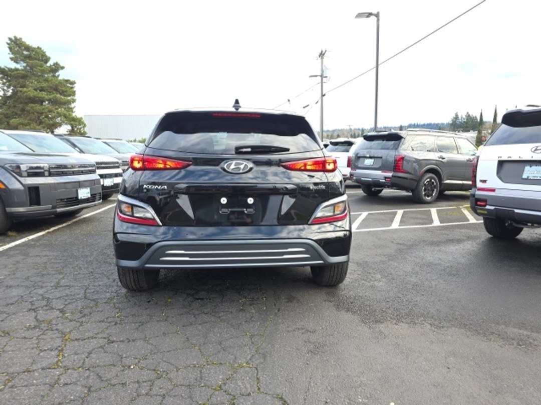 2023 Hyundai Kona SE - Image 6