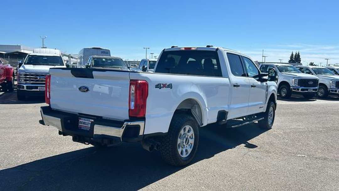 2024 Ford F-250Sd XLT - Image 3