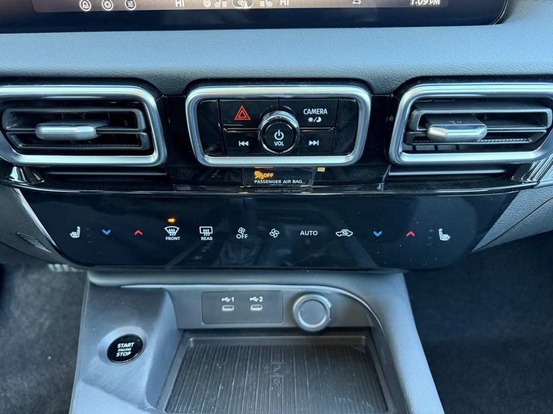 2026 Nissan Sentra SR - Image 23