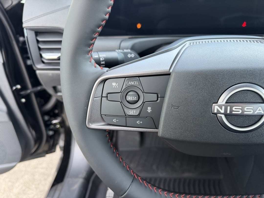 2026 Nissan Sentra SR - Image 16