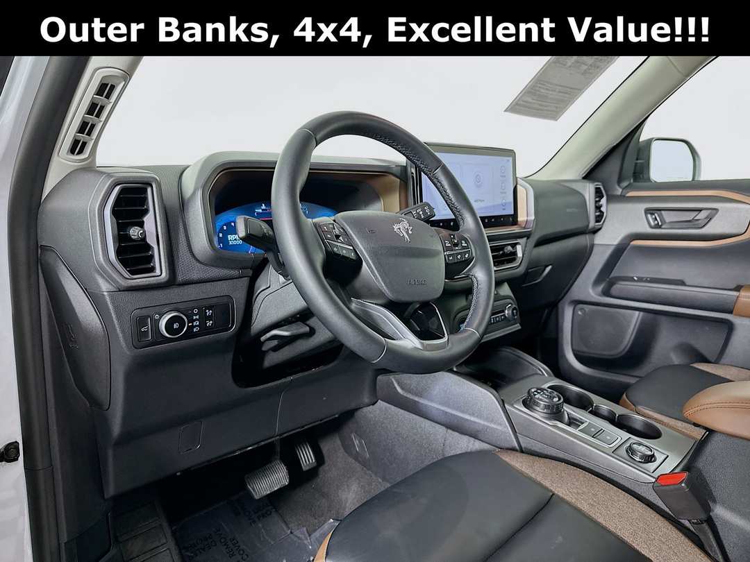2025 Ford Bronco Sport Outer Banks - Image 10