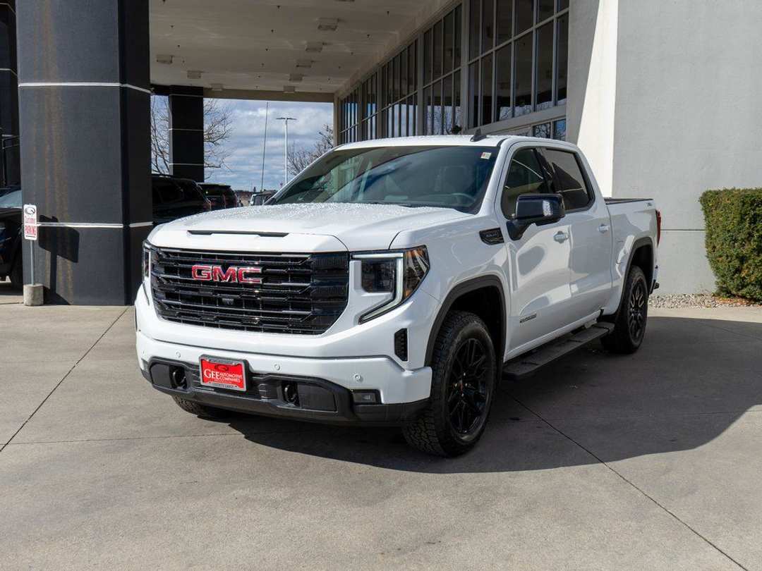 2026 GMC Sierra 1500 Elevation - Image 3