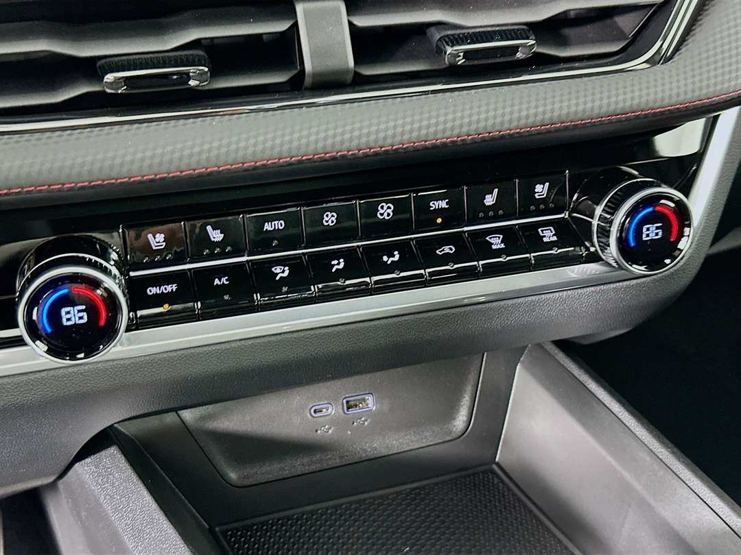 2026 Chevrolet Equinox RS - Image 16