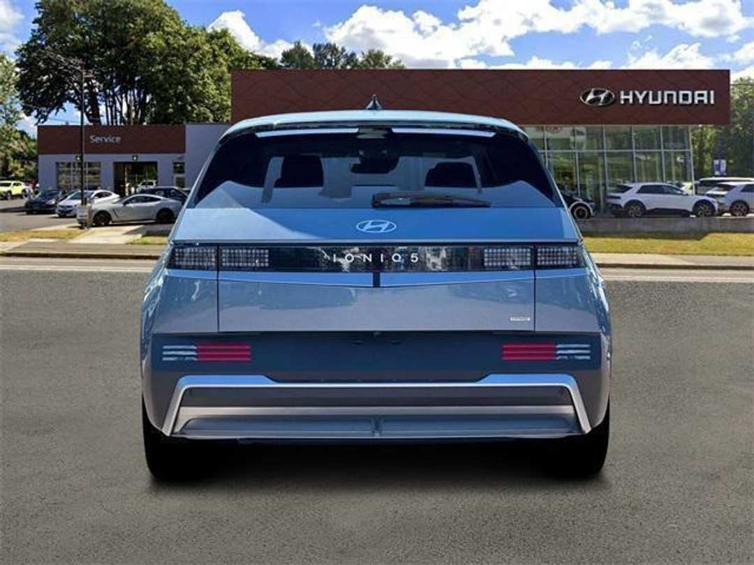 2026 Hyundai Ioniq 5 SEL - Image 6
