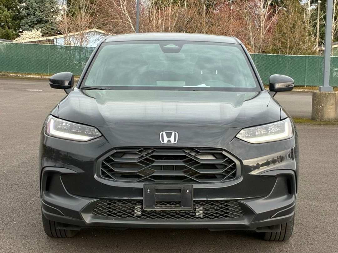 2025 Honda HR-V Sport - Image 2