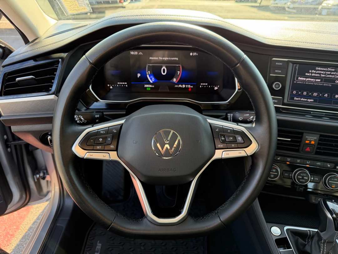 2024 Volkswagen Jetta 1.5T SE - Image 21